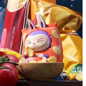 (Sealed) The Monsters Wacky Mart Figure - Chips